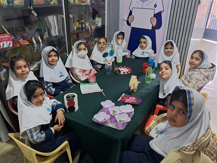 نمایشگاه کاردستی با وسایل بازیافت