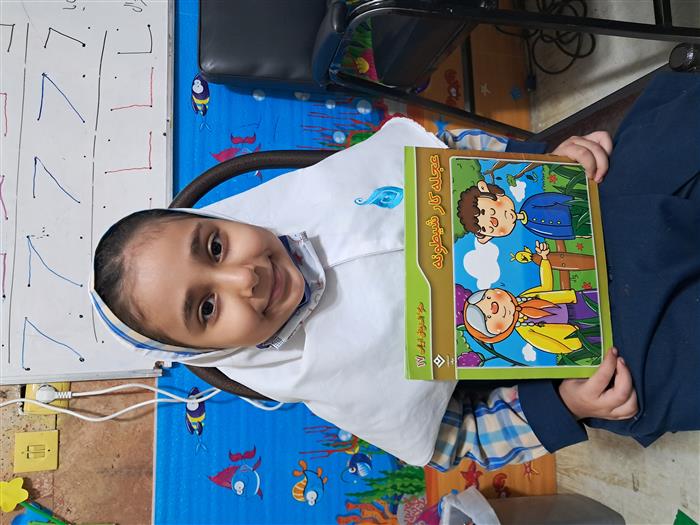 قصه گویی توسط درسا جان