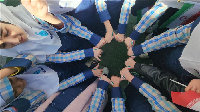 یک روز شاد با فستیوال بازیهای درون مدرسه ای