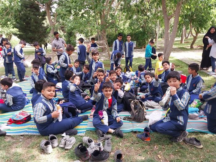 اردوی آخر سال به یادماندنی باغ جوان مدرسه‌ی مهاد عسگریه